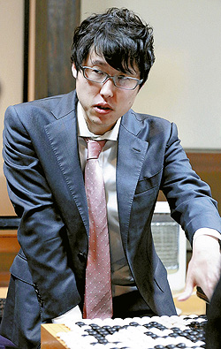 井山裕太棋聖
